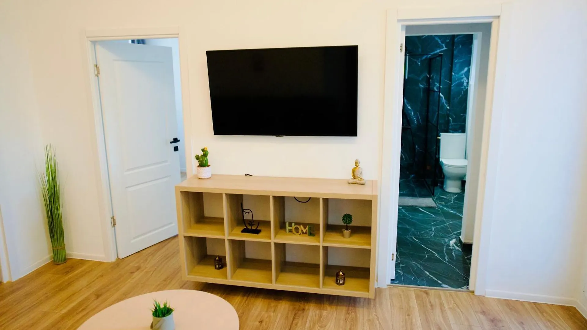 Hacienda Romana - Apartment Bucharest 0*,